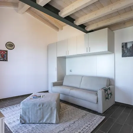 Michelangelo Residenza Borgo Degli Artisti 2 Parzanica